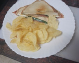Foto del paso 5 de la receta: Sándwich de jamón serrano, queso de cabra, espinacas y huevo duro