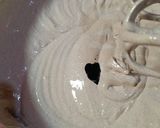 Foto langkah ke 8 dari resep Brownies Ketan Hitam Keju Lumer 2 Telur.
