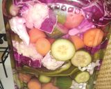 صورة لخطوة 3 من وصفة طريقة عمل مخلل المشكل 🥒🥦