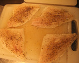 Foto del paso 6 de la receta: Milanesas de pescados chatos y ensalada de aquellas