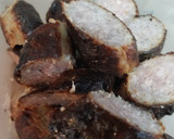 A picture of step 1 of Slow Cooker Bratwurst and Cabbage.