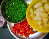 A picture of step 1 of Soya Pea Pulao (Soya Matar Pulao Recipe).