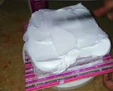A picture of step 5 of Fresh vanilla chocolate cake.