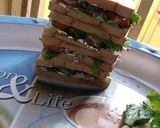 A picture of step 3 of Club sandwich.