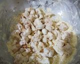 A picture of step 2 of Cauliflower pakoda.