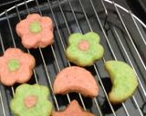Foto langkah ke 10 dari resep Eggless Cookies Karakter 3 Bahan Dasar.