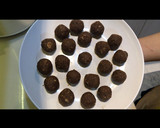 Foto langkah ke 3 dari resep Oat Choco Almond Cookies Teflon (takaran sendok, tanpa oven, tanpa mixer).