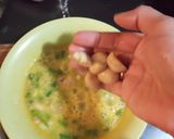 Foto langkah ke 2 dari resep Omellet jamur & Salad.
