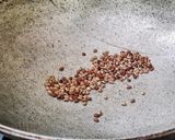 A picture of step 1 of Quick hosegram chutney.