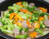 Foto langkah ke 4 dari resep 760. Tumis Brokoli Wortel ala Chinese Resto.