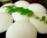 A picture of step 4 of Rice Idli.