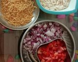 મમરાની ભેળ (Mamra Bhel Recipe In Gujarati) રેસીપી સ્ટેપ1ફોટો