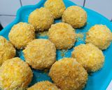 Foto langkah ke 4 dari resep Kroket Tahu Kornet.