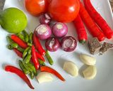Gambar langkah 1 resipi Sambal Cili & Tomato.