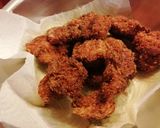 Foto del paso 5 de la receta: Pollo frito muy especiado con papas pay 