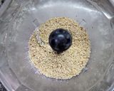 Foto del paso 2 de la receta: Galletitas garbanzo, coco y avellanas