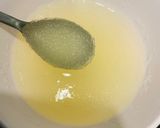 Hình bước làm 1 của món Vào bếp cùng con: Pudding rung rinh (thạch sữa trà xanh)