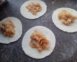 Foto del paso 3 de la receta: Empanadas de Manzana 🥟🍎