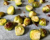 A picture of step 5 of Brussels Sprouts with Yoghurt Sauce.
