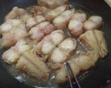 A picture of step 7 of Monkfish in American Sauce.