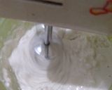 Foto langkah ke 4 dari resep Kue Bikang Pandan Cungkil.