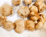 A picture of step 6 of Chilli garlic mushroom.