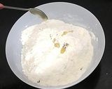 A picture of step 2 of Mathri.