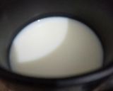 A picture of step 1 of Meethi lassi.