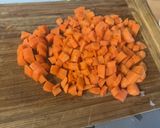 Une image de l'étape 7 de Bœuf aux tomates, carottes, oignons rouges et épices (avec pains paratha).
