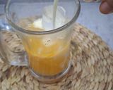 Foto langkah ke 3 dari resep Es Jeruk Yakult.