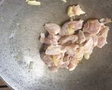 รูปขั้นตอนการทำที่ 2 ของ ผัดขิงใส่ไก่