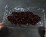 Une image de l'étape 10 de Saucisson au chocolat et chamallows.
