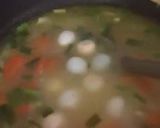 Foto langkah ke 7 dari resep Sop Kimlo Jamur Kuping.