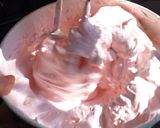 Foto del paso 2 de la receta: Mousse de frutillas 😋