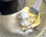 Foto del paso 2 de la receta: Masitas secas de manga