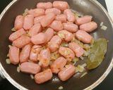 Foto del paso 1 de la receta: Salchichas al vino acompañado de patatas fritas