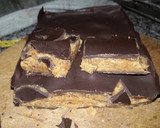 Foto del paso 4 de la receta: Turrones por 4: coco, cereal, crema de maní con dulce de leche y con chocolate