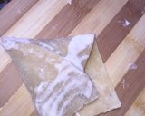 A picture of step 10 of Pastry samosas.