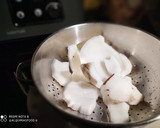 Foto del paso 4 de la receta: Bebida y Harina de Coco