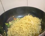 Foto langkah ke 4 dari resep Mie Goreng ala Restoran.