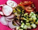 Foto del paso 1 de la receta: ENSALADA para Corrientazo...!🍅🥒🍋🌰