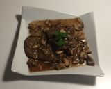 Foto del paso 4 de la receta Solomillo de Ternera al Pedro Ximénez con champis y Piñones