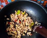 Foto langkah ke 3 dari resep Oseng Usus Ayam.