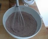 Pas rețetă Tort vegan cu ganache de ciocolată și cremă de vișine 1 fotografie