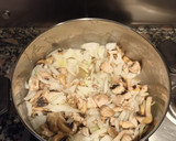 Foto del paso 3 de la receta: Seitán con salsa de champiñones