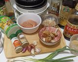 Foto langkah ke 1 dari resep Tumis Ayam Jamur Ebi (Isian untuk Bacang).