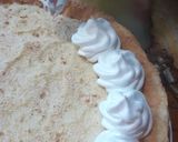 Foto del paso 6 de la receta: Tarta de dulce de leche, pastelera y merengue🌺
