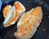 Une image de l'étape 1 de Tortilla Au Poulet Et Guacamole À La Menthe.