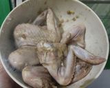 Foto langkah ke 3 dari resep Ayam Goreng Bawang Putih.