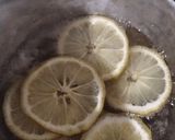Foto langkah ke 3 dari resep Symple sirup lemon karamel.